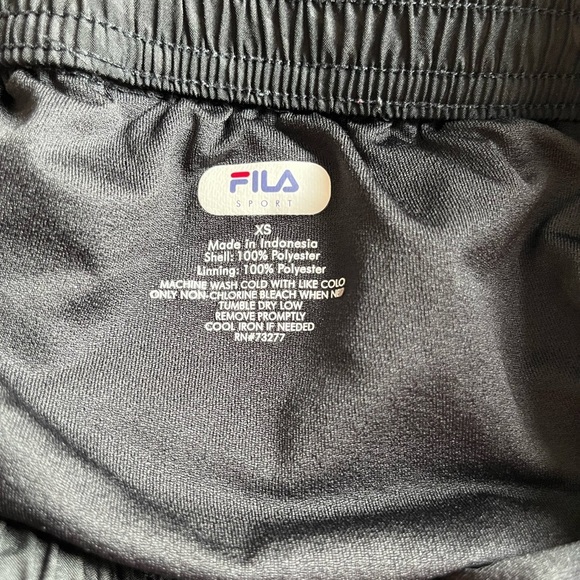 NWOT Fila Sport Women's Athletic Shorts Size S Black W/ White & Yellow Lined - Picture 3 of 3